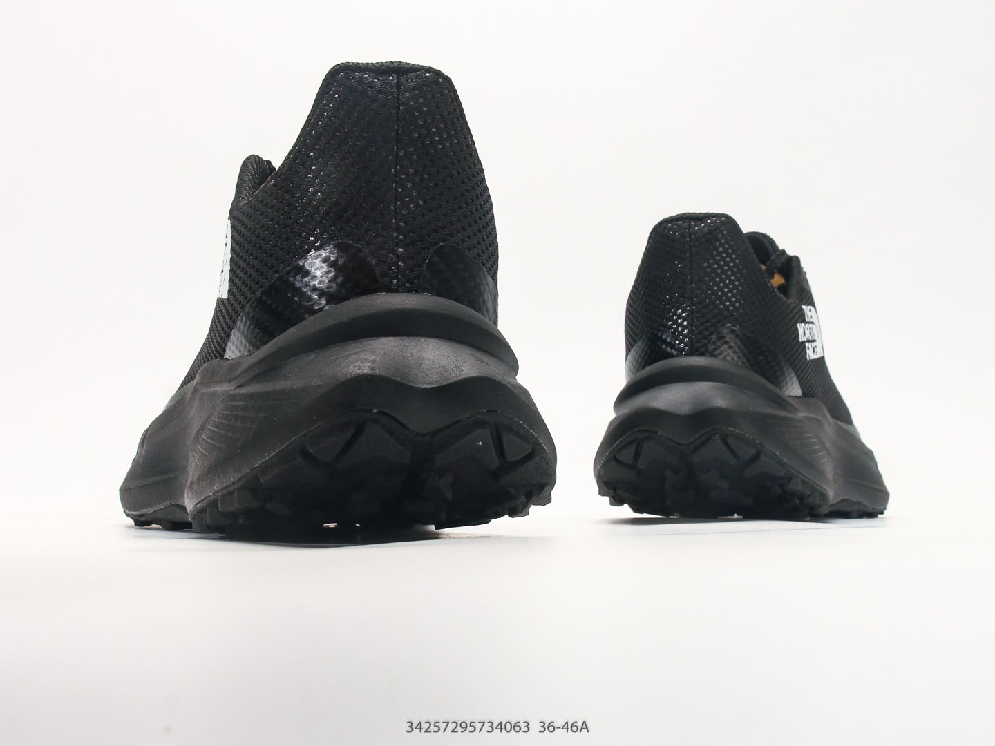 【24小時網站自助下單】🌸The North Face 北面M TNF X IKB SUMMITVECTIV PR0(自行備註尺寸) 娉婷貿易公司 Exquisite Beauty Trading Company