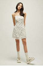 【24小時網站自助下單】2026年7月15日截🌸‼️突發‼️特價‼️ 韓國限定WHITE LABEL系列🇰🇷韓國專門店AKIII CLASSIC 韓星追捧🥇爆紅到癲左呀 呢對平到黐線呀 YOSEMITE TRACKER V2 AKI802 | 預訂 下單後約3-4星期到