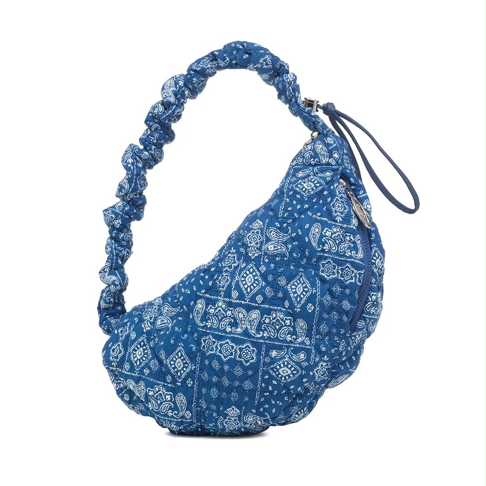 【24小時網站自助下單】2026年7月10日截🌸☁️又輕又靚 超受歡迎☁️🇰🇷韓國雲朵袋Carlyn Paisley Cozy 原價99000won貴嘢劈價 CAN0043 | 預訂 下單後約3-4星期到
