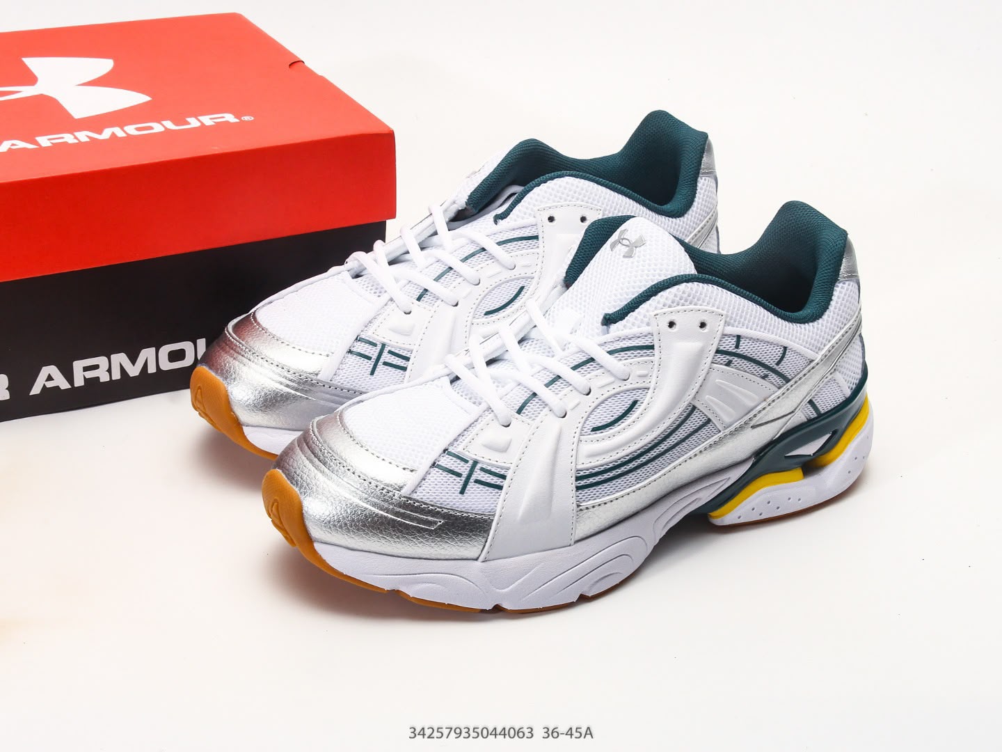【24小時網站自助下單】🌸Under Armour 安德瑪 Sola 復古千禧老爹跑鞋 | 預訂約3-4星期(自行備註顏色及尺寸) 娉婷貿易公司 Exquisite Beauty Trading Company