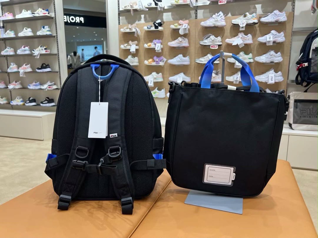 【24小時網站自助下單】🌸韓國代購 FILA 兒童 新款書包🎒 +手提袋 套裝 FK3BEF5007X | 預訂約3-4星期 娉婷貿易公司 Exquisite Beauty Trading Company