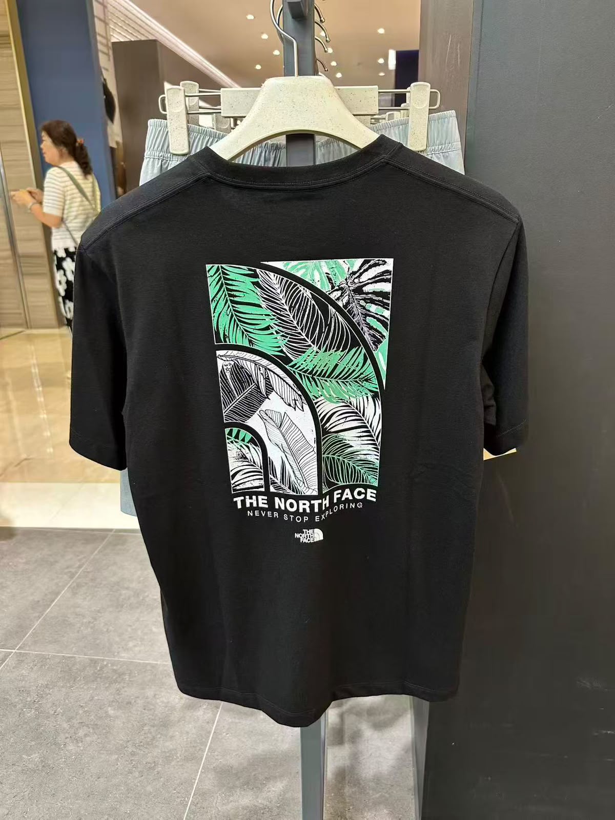 【24小時網站自助下單】售完即止🌸韓國直送🇰🇷The North Face 💕新款短袖 | 預訂約2-3星期 娉婷貿易公司 Exquisite Beauty Trading Company