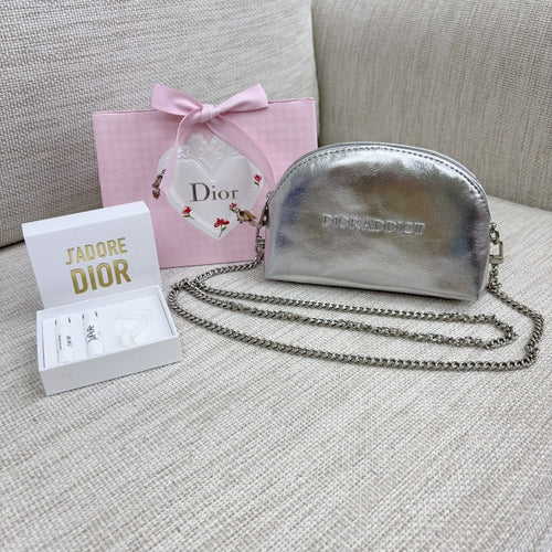 【24小時網站自助下單】數量只有1️⃣2️⃣套🌸Dior beauty銀色貝殼包連銀鏈套裝 | 預訂約1-2星期 娉婷貿易公司 Exquisite Beauty Trading Company