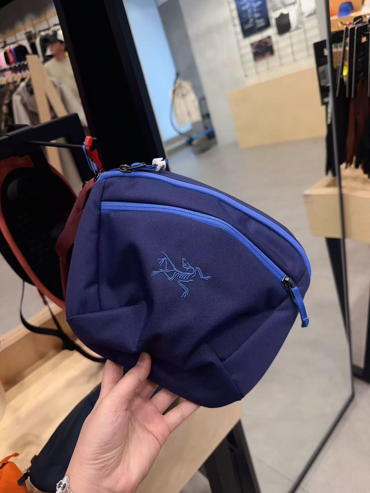【24小時網站自助下單】🌸韓國代購 🇰🇷Arc'teryx MANTIS 2腰包 可斜孭 | 預訂約2-3星期(Whatsapp來圖訂貨) 娉婷貿易公司 Exquisite Beauty Trading Company