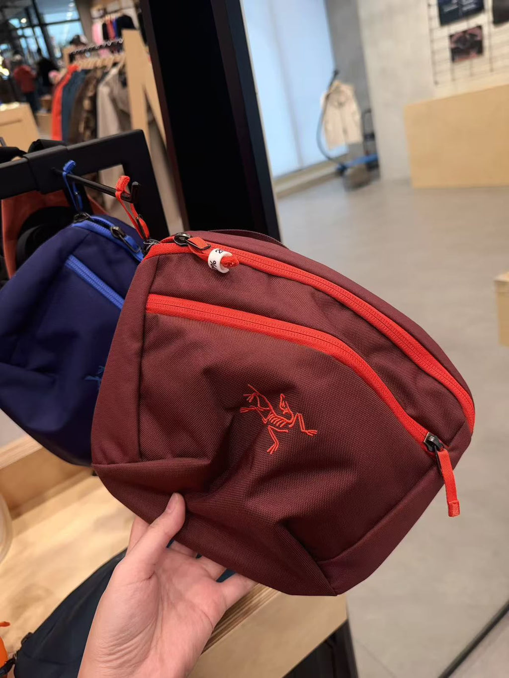 【24小時網站自助下單】🌸韓國代購 🇰🇷Arc'teryx MANTIS 2腰包 可斜孭 | 預訂約2-3星期(Whatsapp來圖訂貨) 娉婷貿易公司 Exquisite Beauty Trading Company