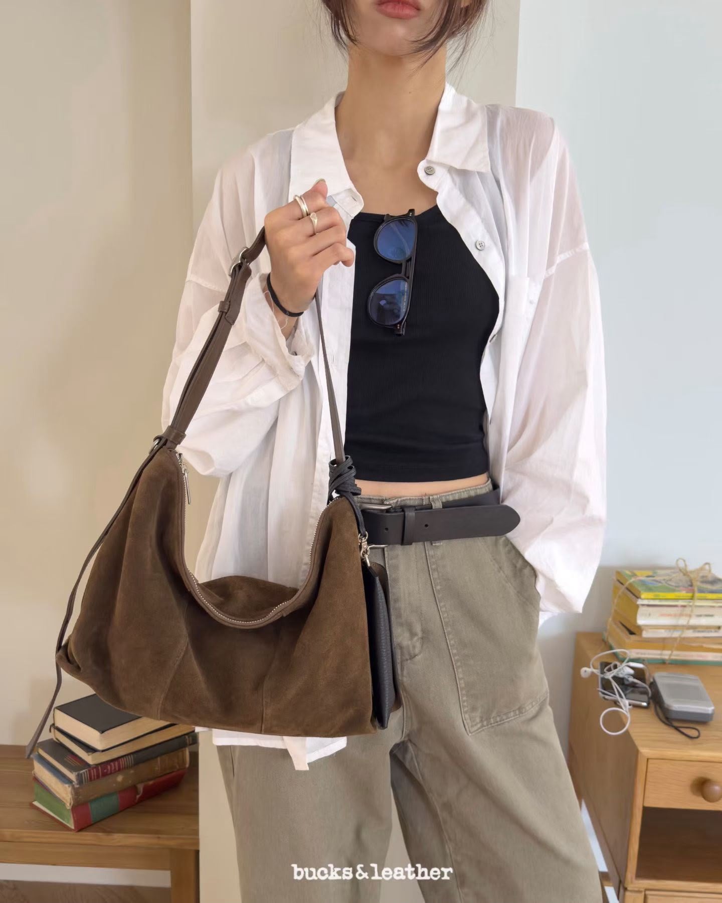 【24小時網站自助下單】黑色香港有現貨🌸🔥 26SS 韓線大熱｜Bucks &amp; Leather | 落單後約3-5個工作天寄出【其他色訂貨約2-3星期】 娉婷貿易公司 Exquisite Beauty Trading Company