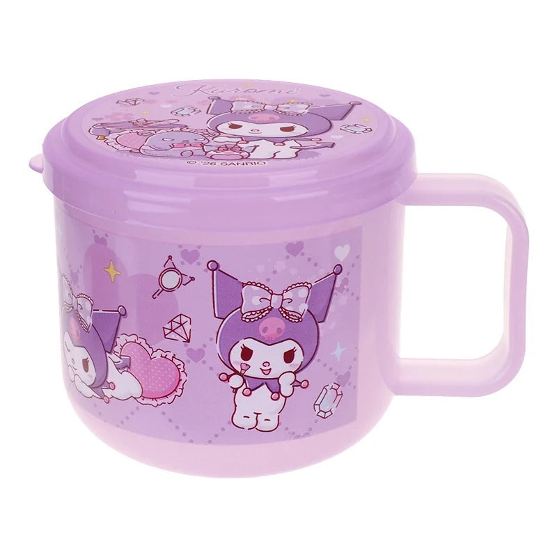 【24小時網站自助下單】2026年8月22日截🌸🌈Sanrio 💯% 正版授權‼️安心使用🫰🟡Sanrio 膠杯連蓋 230ml 🟡 | 預訂約9月初至中 娉婷貿易公司 Exquisite Beauty Trading Company