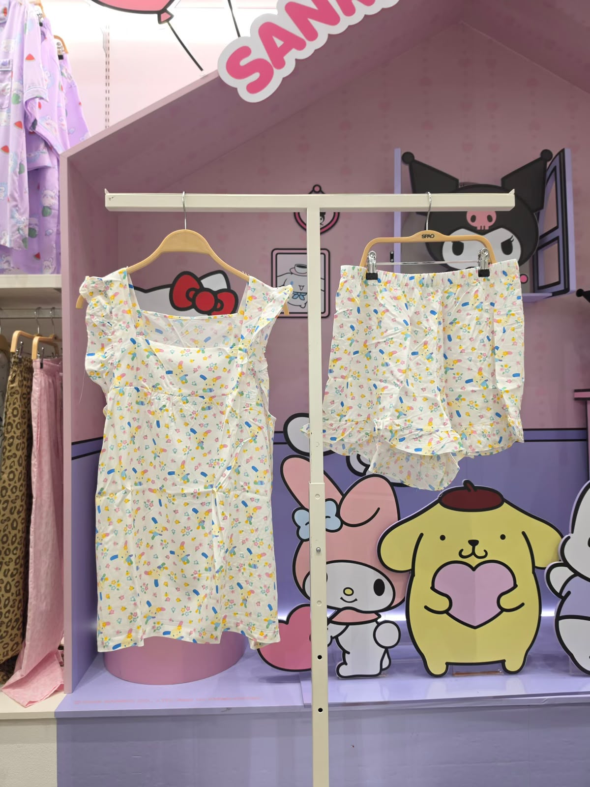 【24小時網站自助下單】2026年8月30日截🌸SPAO X usahana兔兔🐰有好多粉絲呀😍限量版 褶邊無袖睡衣😍‼️韓國免稅店現貨🈶Size S80 M80 L80‼️‼️數量有限 售完即止‼️ | 預訂約3-4星期 娉婷貿易公司 Exquisite Beauty Trading Company