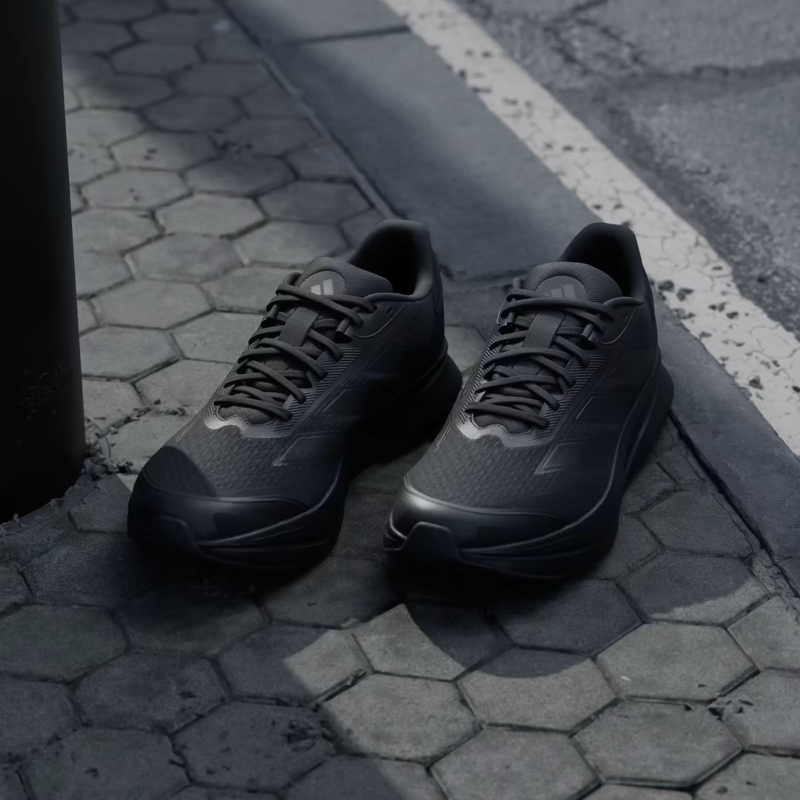 【24小時網站自助下單】2026年9月17日23:59截🌸ADIDAS # AD1073 | 預訂約2-3星期(自行備註尺寸) 娉婷貿易公司 Exquisite Beauty Trading Company