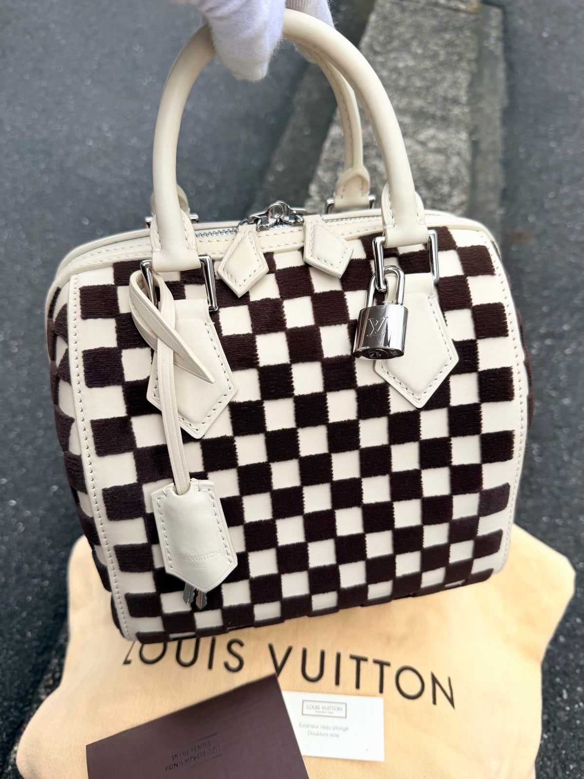 【24小時網站自助下單】【日本中古品代購】🌸LV 2013秀款限定CUBE馬毛棋盤格MINI | 預訂約2-3星期 娉婷貿易公司 Exquisite Beauty Trading Company