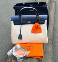 【24小時網站自助下單】【日本中古品代購】🌸愛馬仕HERMES深水藍x米白HERBAG31 | 預訂約2-3星期 娉婷貿易公司 Exquisite Beauty Trading Company
