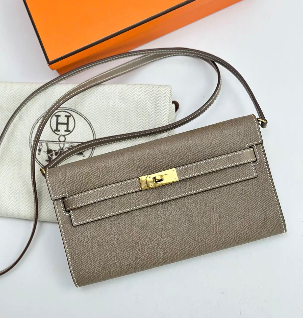 【24小時網站自助下單】🌸香港二手系列 93% Hermes new Kelly to go 大象灰金扣 | 預訂約2-3星期 娉婷貿易公司 Exquisite Beauty Trading Company