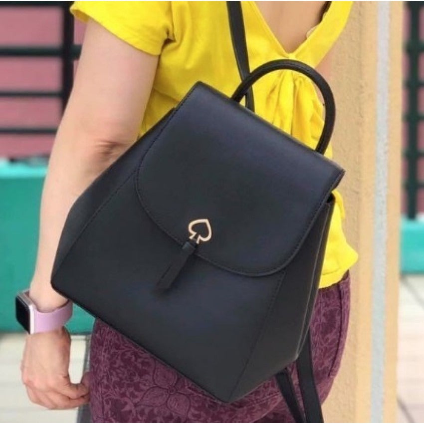 【24小時網站自助下單】2026年9月19日截🌸Kate Spade Adel Medium Flap Backpack in Black Leather Style | 預訂 截單後約4-6星期到 娉婷貿易公司 Exquisite Beauty Trading Company