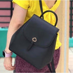 【24小時網站自助下單】2026年9月19日截🌸Kate Spade Adel Medium Flap Backpack in Black Leather Style | 預訂 截單後約4-6星期到 娉婷貿易公司 Exquisite Beauty Trading Company