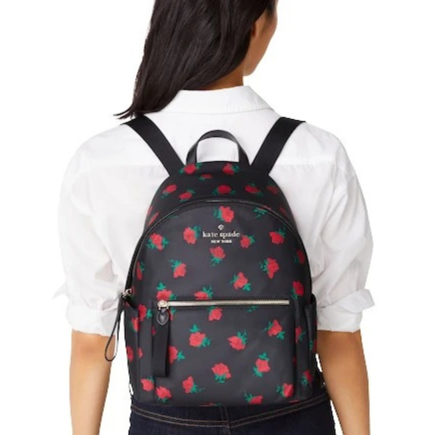 【24小時網站自助下單】2026年9月19日截🌸Kate Spade New York Chelsea Rose Toss Printed Medium Backpack | 預訂 截單後約4-6星期到 娉婷貿易公司 Exquisite Beauty Trading Company