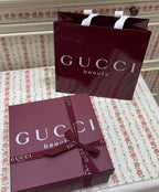 【24小時網站自助下單】2026年9月19日截🌸🇷🇺俄羅斯直送‼️GUCCI Beauty 專櫃限定香水贈品頸巾 💯正品 | 預訂約11月尾至12月初 娉婷貿易公司 Exquisite Beauty Trading Company