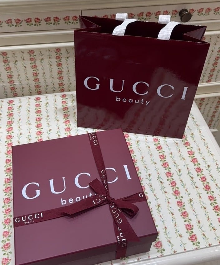 【24小時網站自助下單】2026年9月19日截🌸🇷🇺俄羅斯直送‼️GUCCI Beauty 專櫃限定香水贈品頸巾 💯正品 | 預訂約11月尾至12月初 娉婷貿易公司 Exquisite Beauty Trading Company