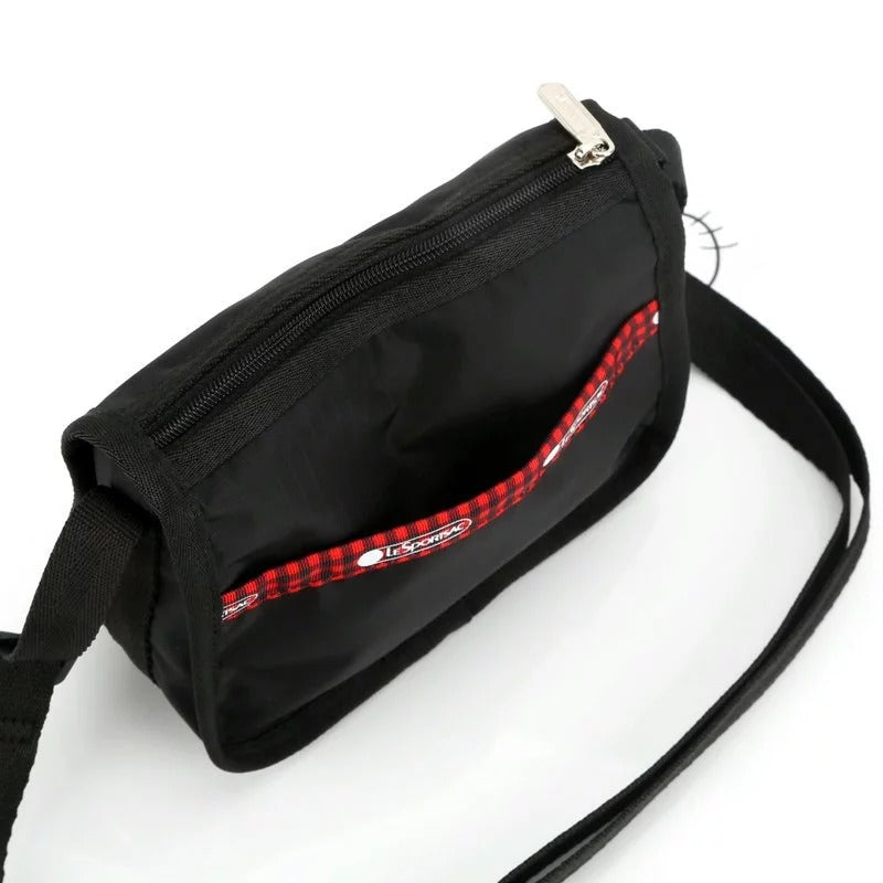 【24小時網站自助下單】2026年9月22日截🌸日本限定版 LeSportsac Hello Kitty 百搭撥水斜揹袋 | 預訂約1-2星期 娉婷貿易公司 Exquisite Beauty Trading Company