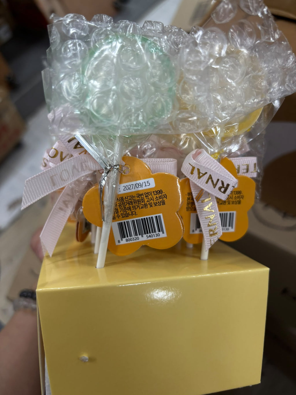 現貨 | [韓國進口] 濟州島風情 달코롬 精美圖案棒棒糖 (士多啤梨味) 禮盒裝 240g (20g x 12支) - 散水餅/派對/節日送禮首選 娉婷貿易公司 Exquisite Beauty Trading Company