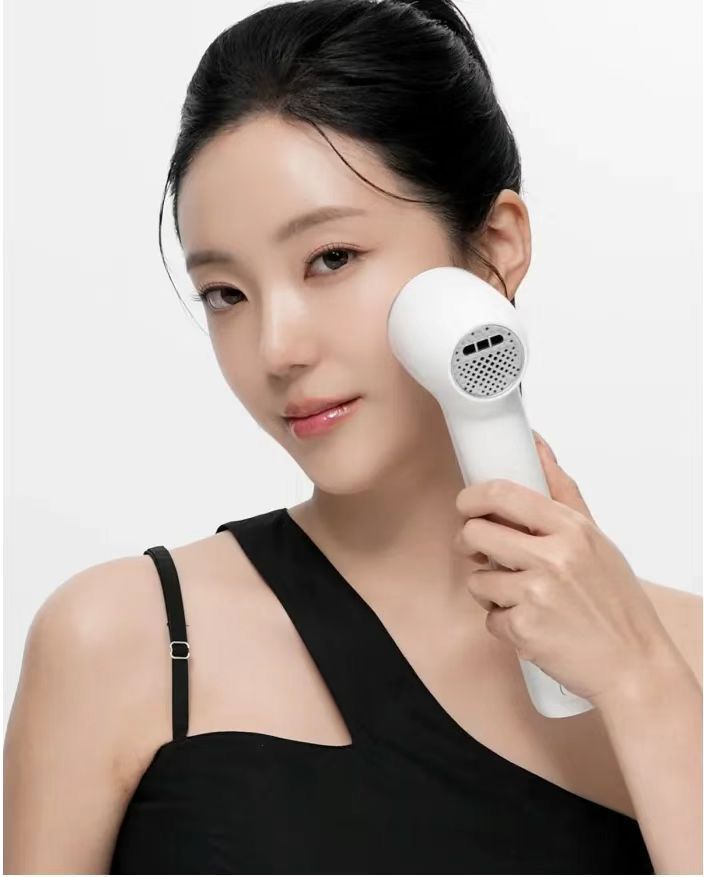 現貨🌸🌟[聚熱緊膚] Medicube Age-R Ultra Tune 40.68🌟 韓國最新款✅空運到貨✈️ 超平益FANS🙌🏻🙌🏻 | 落單後約3-5個工作天寄出