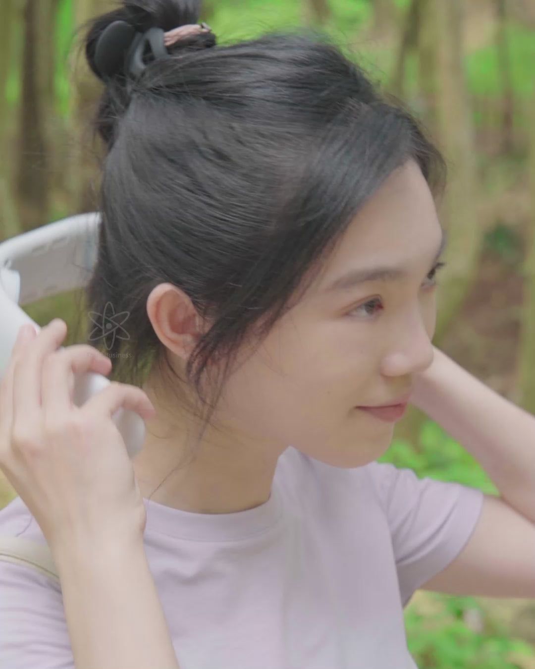 🌸日本Yohome 輕薄無感無葉環繞長續航隨行免提降溫掛脖風扇 | 預訂約1-2星期