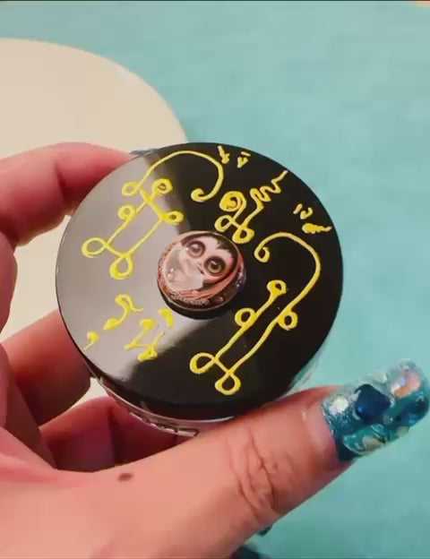 供應商現貨🌸✨黑貓偷運能量碎粉 | 預訂 逢星期一，三返倉執貨 其後約3-5個工作天寄出