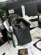 售完即止🌸CHANEL 24P贈禮皮穿金鏈背囊 連禮盒 | 預訂約4-6星期
