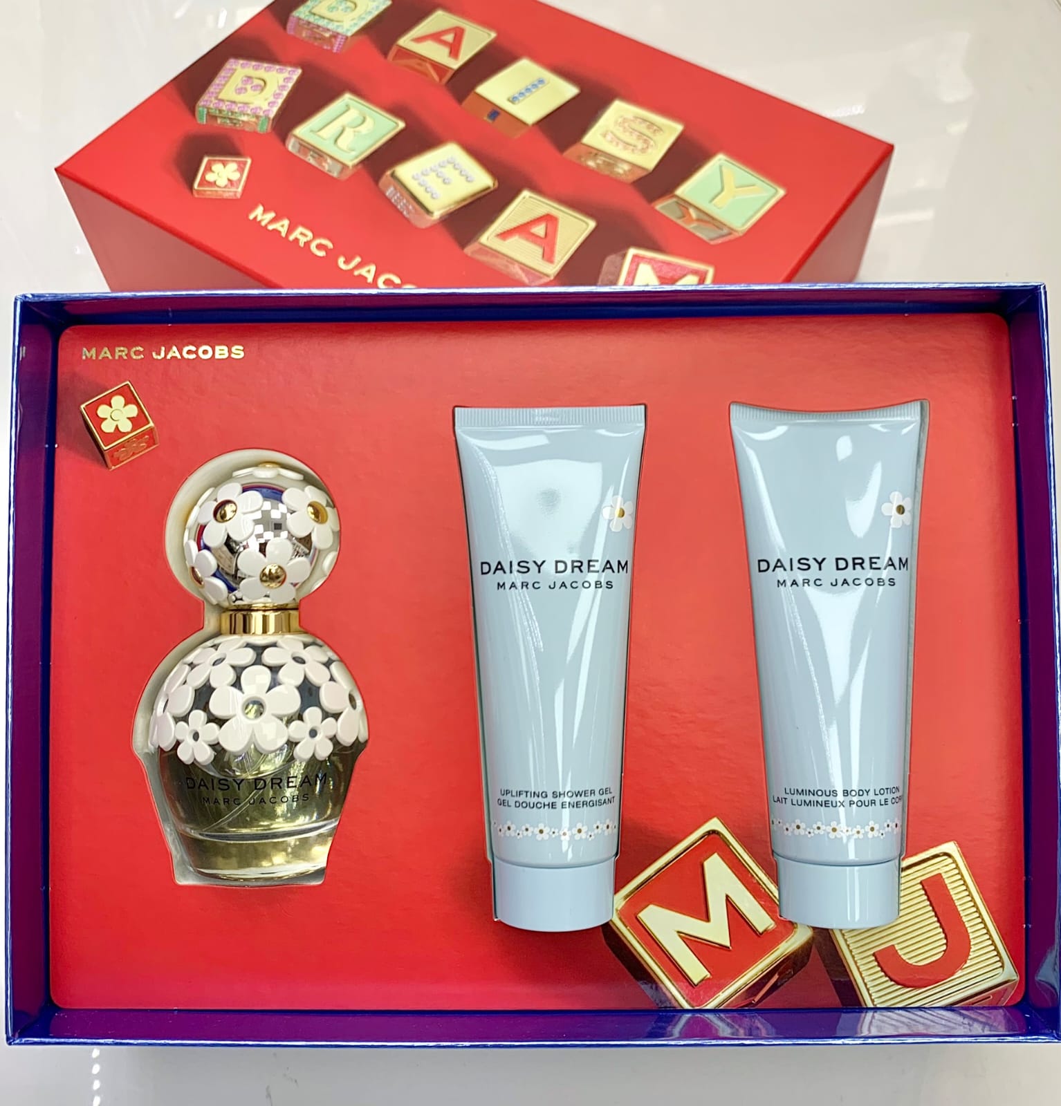 供應商現貨 售完即止🌸免稅正品 MARC JACOBS Daisy Dream Eau de Toilette Gift set 馬克雅可布/馬克莫傑夢境雛菊限定套裝(EDT 50ml+沐浴露75ml+身體乳75ml) | 預訂 逢星期一、三返倉執貨 其後約3-5個工作天寄出