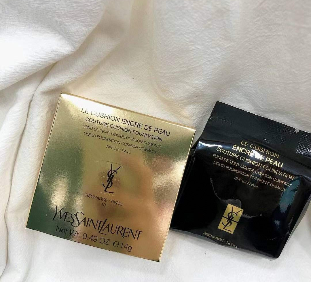 【24小時網站自助下單】供應商現貨🌸香港專櫃 YSL聖羅蘭黑皮革氣墊替換裝替換芯SPF23+ # 新版 | 預訂 逢星期一，三返倉執貨 其後約3-5個工作天寄出