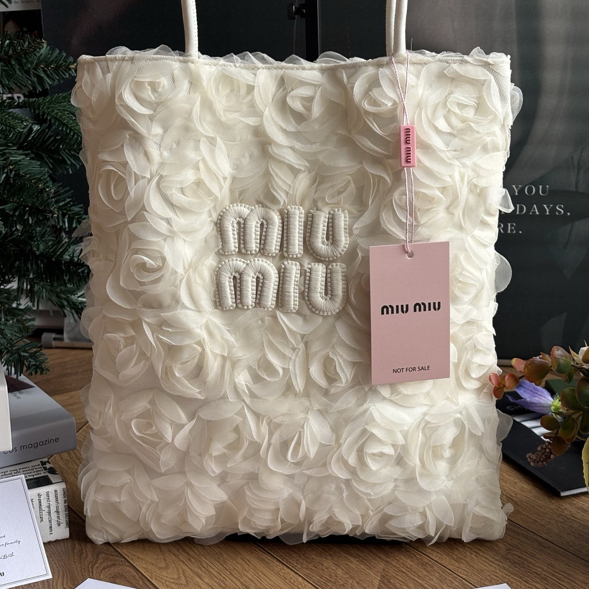 預訂 | Miu Miu 立體玫瑰托特包 娉婷貿易公司 Exquisite Beauty Trading Company