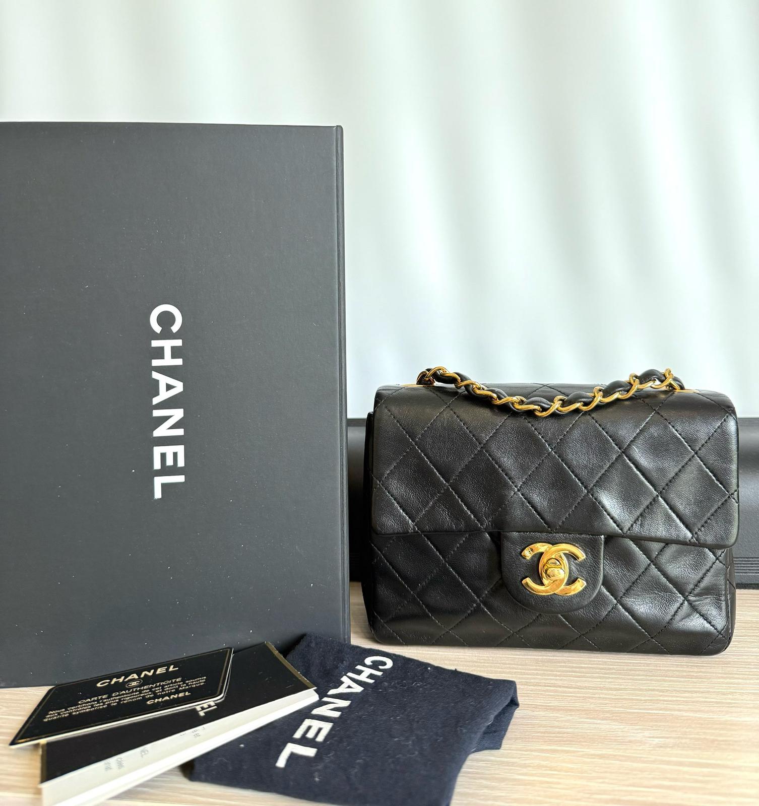 🌸日本中古品代購 CHANEL羊皮黑金CF MINI方胖子鏈條包 | 預訂約2-3星期