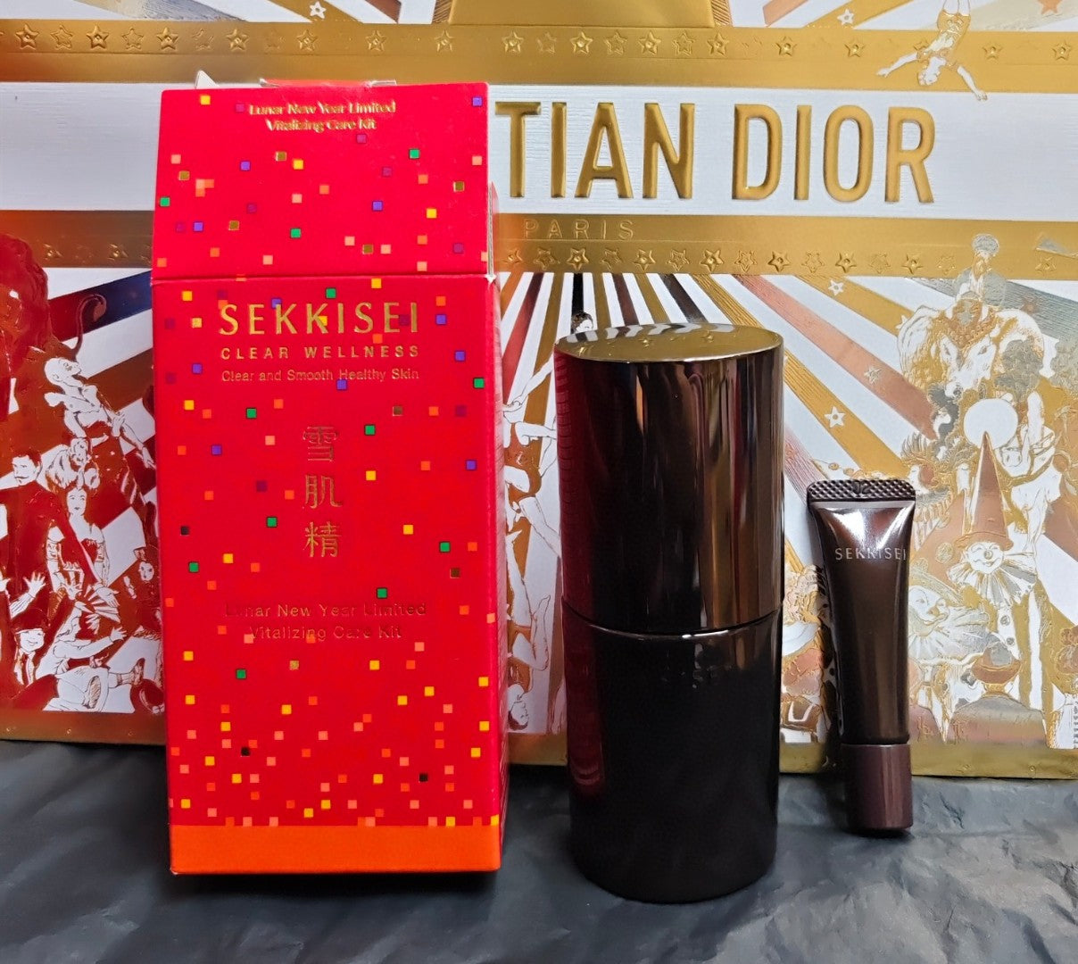 供應商現貨🌸❤️‍🔥品牌快閃優惠❤️‍🔥Kose雪肌精逸透臻顏煥活精華露 50ml＋眼霜5ml聖誕小套裝 | 預訂 逢星期一、三返倉執貨 其後約3-5個工作天寄出