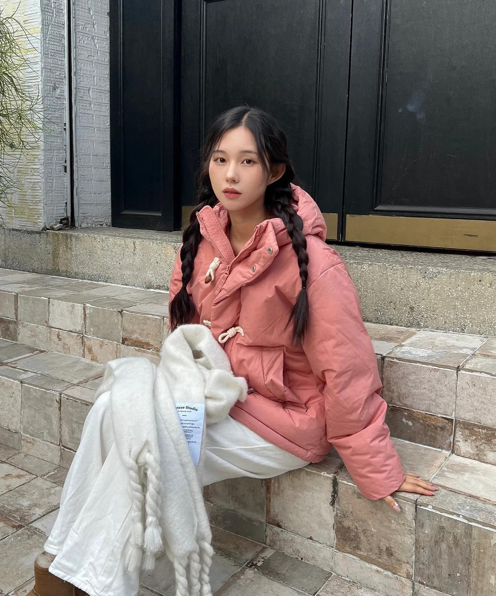 2025年10月25日截🌸‼️突發‼️WHO.A.U指定款式超級特價‼️
UNI Toggle Padding 夾棉厚褸😍又輕又暖又劈價🈹👍🏻 | 預訂約3-4星期