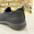 🌸韓國空運✈️🇰🇷Skechers Slip-On Arch Fit Refine 2.0 運動鞋 | 預訂約2-3星期（自行備註顏色及尺寸） 娉婷貿易公司 Exquisite Beauty Trading Company
