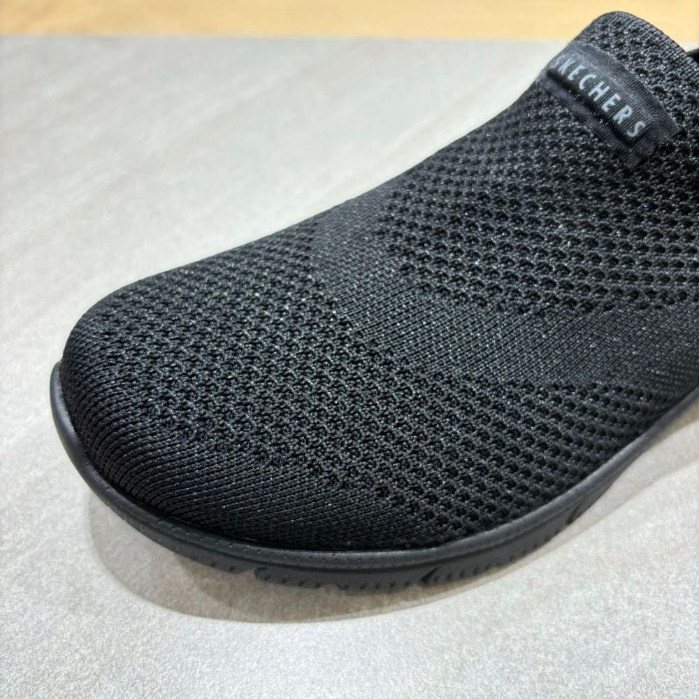 🌸韓國空運✈️🇰🇷Skechers Slip-On Arch Fit Refine 2.0 運動鞋 | 預訂約2-3星期（自行備註顏色及尺寸）
