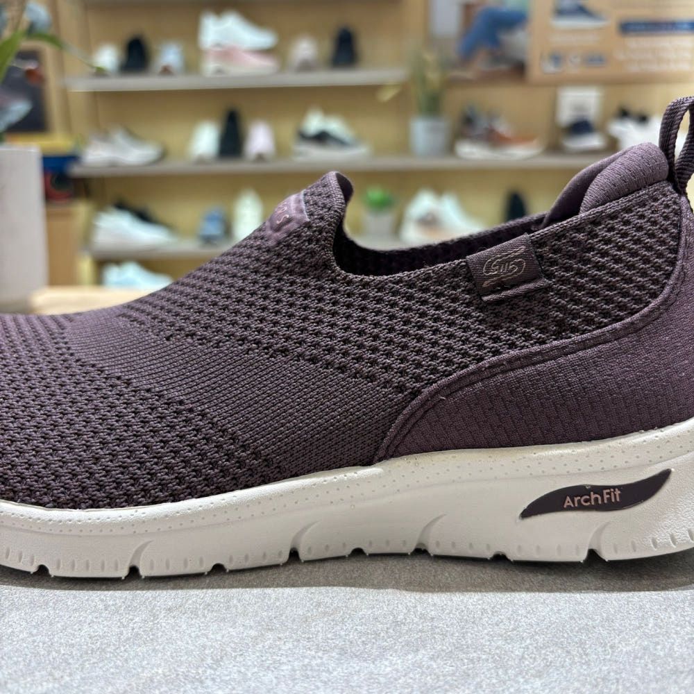 🌸韓國空運✈️🇰🇷Skechers Slip-On Arch Fit Refine 2.0 運動鞋 | 預訂約2-3星期（自行備註顏色及尺寸） 娉婷貿易公司 Exquisite Beauty Trading Company