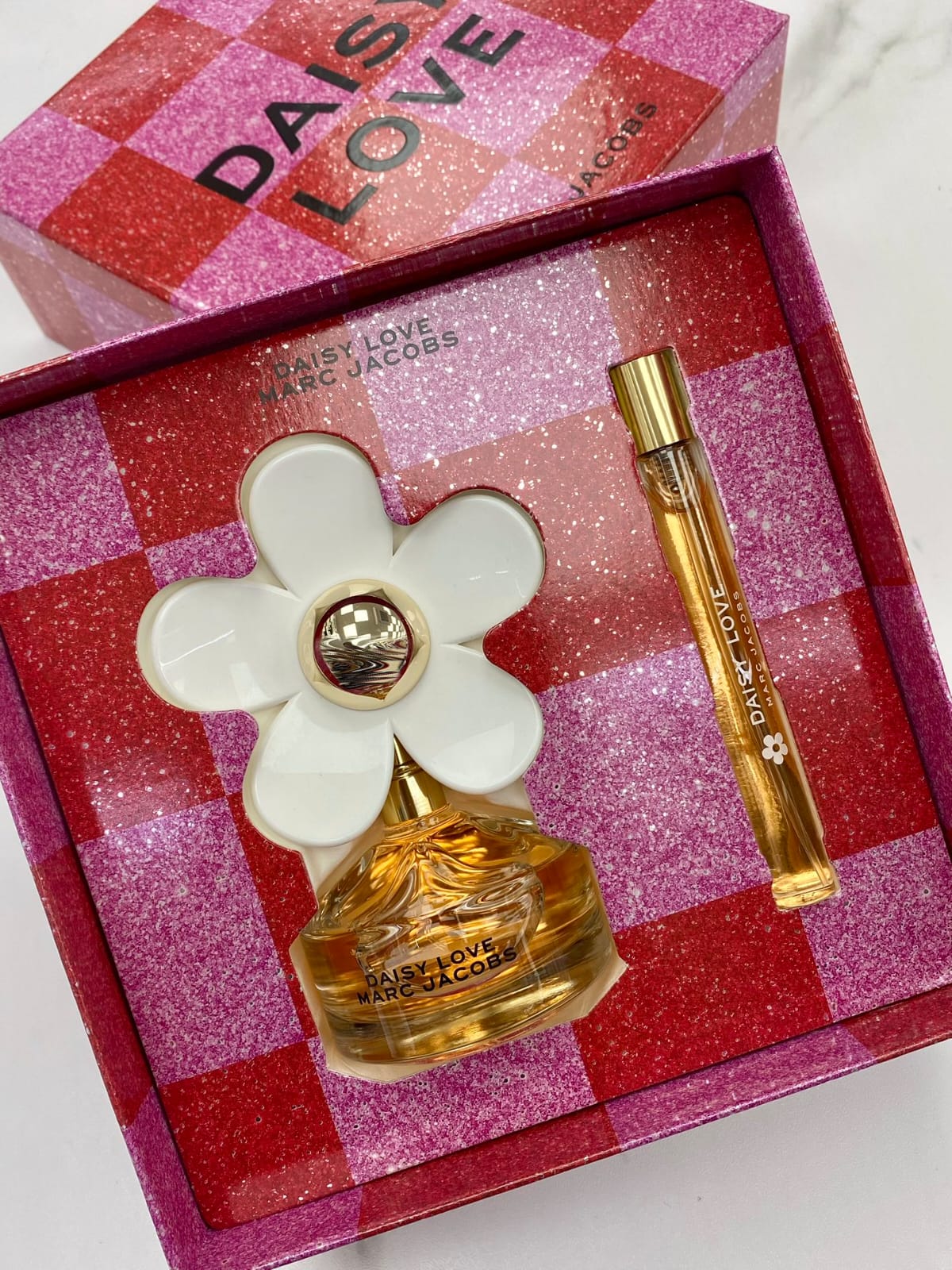 供應商現貨 售完即止🌸免稅正品 Marc Jacobs Daisy Eau de Toilette Gift Set 馬克雅可布/馬克莫傑小雛菊淡香水2件套 | 預訂 逢星期一、三返倉執貨 其後約3-5個工作天寄出