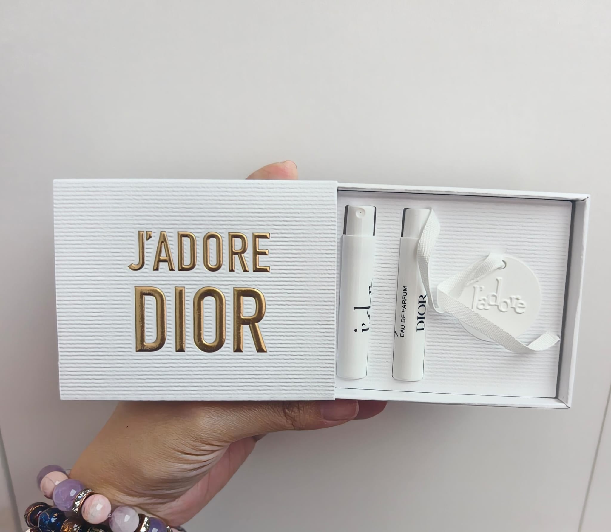 供應商現貨 只有大概八十幾套左右🌸🧧新春快閃🧧Dior擴香小套裝禮盒 | 預訂 逢星期一、三返倉執貨 其後約3-5個工作天寄出