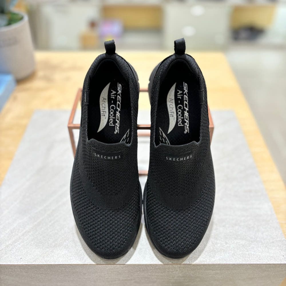 🌸韓國空運✈️🇰🇷Skechers Slip-On Arch Fit Refine 2.0 運動鞋 | 預訂約2-3星期（自行備註顏色及尺寸） 娉婷貿易公司 Exquisite Beauty Trading Company