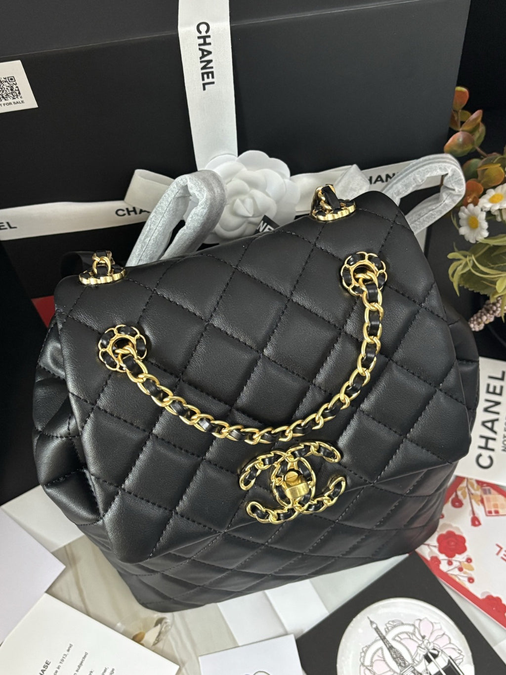 售完即止🌸CHANEL 24P贈禮皮穿金鏈背囊 連禮盒 | 預訂約4-6星期