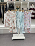 售完即止🌸最新上市 新到連官網都未有呀 全部都好靚呀❤️🧸SPAO🧸韓國專門店/免稅店 每年必買2025年最新上市 😍SPAO x Sanrio 毛絨睡衣套裝 超級卡哇依超級暖笠笠😂 | 預訂約3-4星期