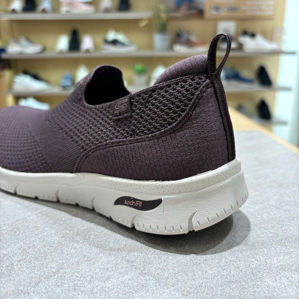 🌸韓國空運✈️🇰🇷Skechers Slip-On Arch Fit Refine 2.0 運動鞋 | 預訂約2-3星期（自行備註顏色及尺寸） 娉婷貿易公司 Exquisite Beauty Trading Company