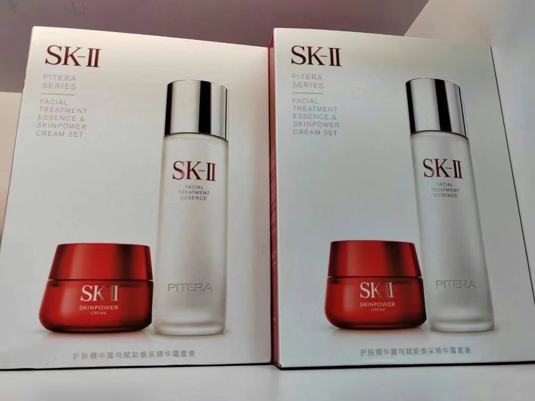 供應商現貨💫免稅正品 SK-II 護膚精華與Skinpower能量精華霜套裝 | 預訂 逢星期二，四返倉執貨 其後約3-5個工作天寄出