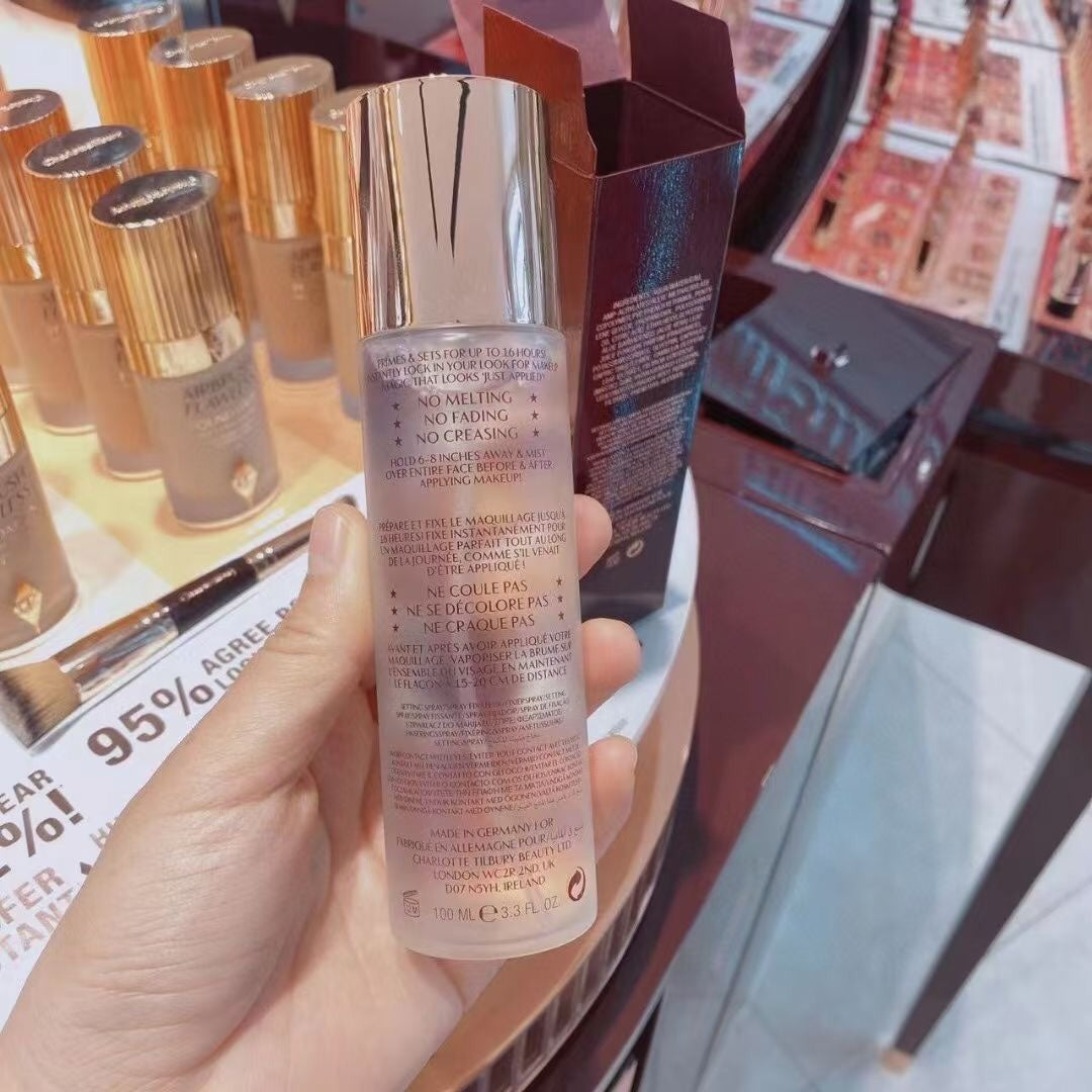 供應商現貨💫香港專櫃 Charlotte Tilbury CT定妝噴霧100ml | 預訂 逢星期一，三返倉執貨 其後約3-5個工作天寄出