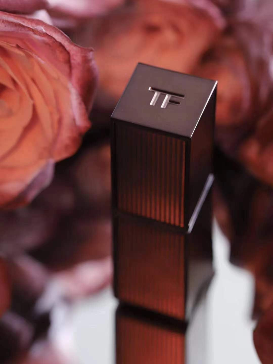 供應商現貨🌸【香港專櫃】TF咖啡玫瑰限定# 02ROSE PETAL | 預訂 逢星期一，三返倉執貨 其後約3-5個工作天寄出 娉婷貿易公司 Exquisite Beauty Trading Company