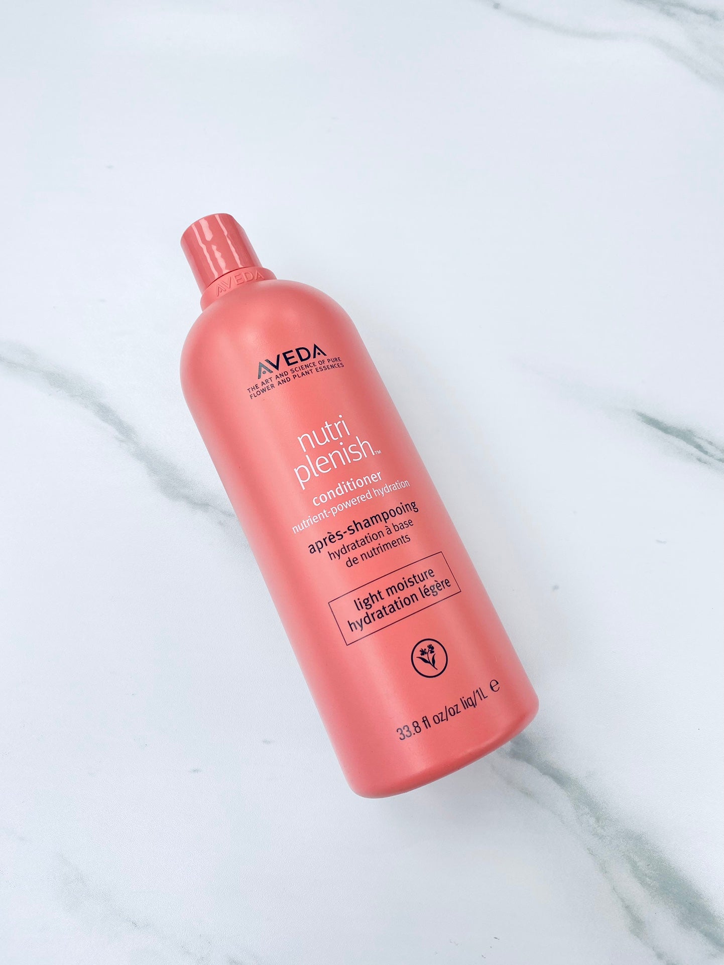 供應商現貨🌸免稅正品 🩷Aveda Nutriplenish Conditioner Light Moisture 艾凡達長效營養補濕護髮素1000ml | 預訂 逢星期一，三返倉執貨 其後約3-5個工作天寄出