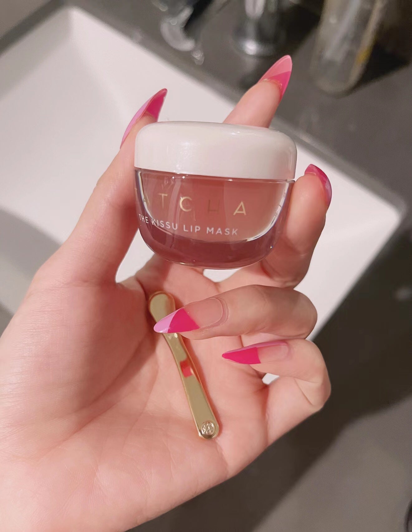 供應商現貨💫香港專櫃貨 新版 Tatcha水蜜桃唇膏/唇膜9g | 預訂 逢星期一，三返倉執貨 其後約3-5個工作天寄出