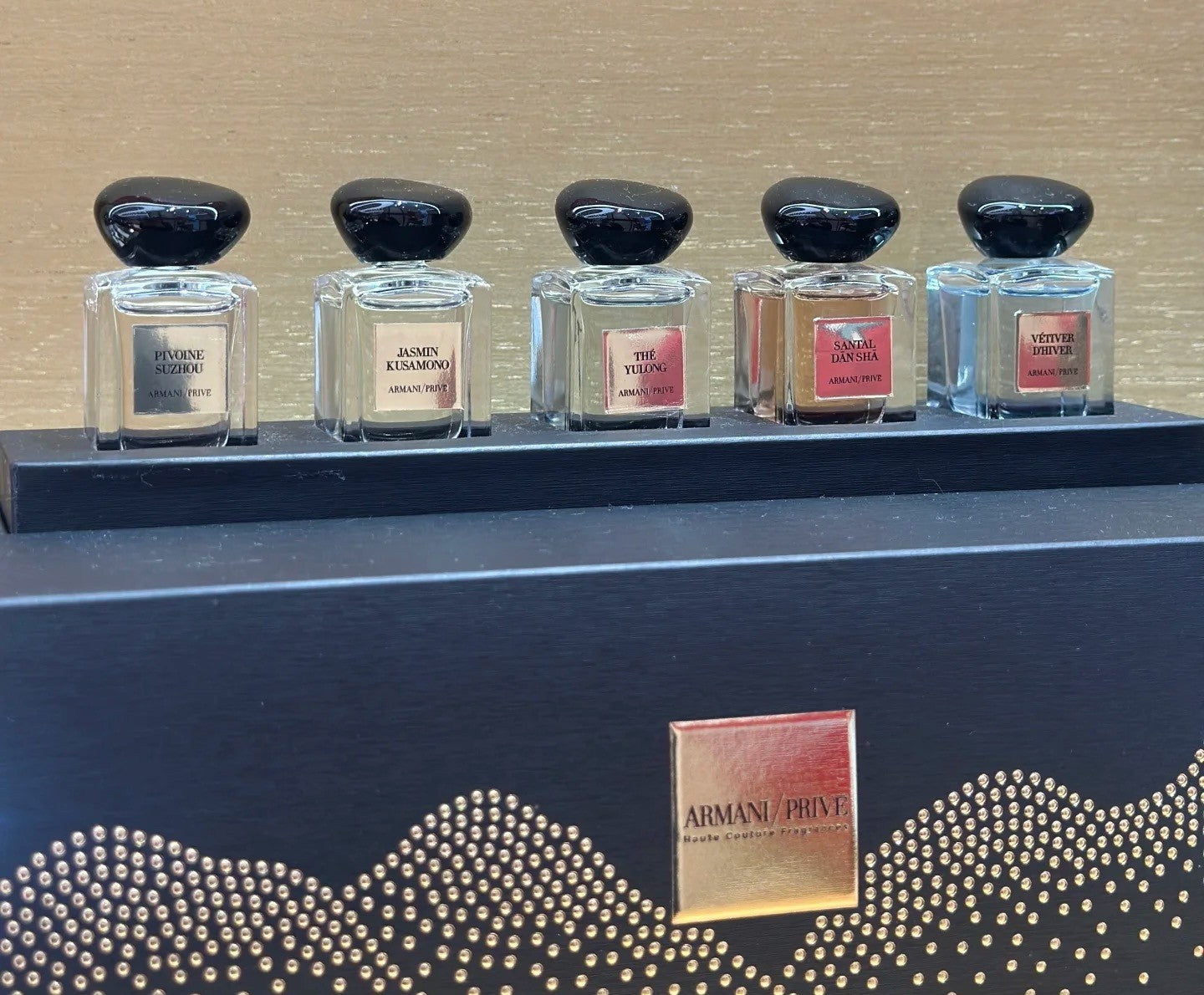 供應商現貨🌸香港專櫃 Armani阿瑪尼高定系列mini香水7.5ml ✖️5🖤 | 預訂 逢星期一，三返倉執貨 其後約3-5個工作天寄出