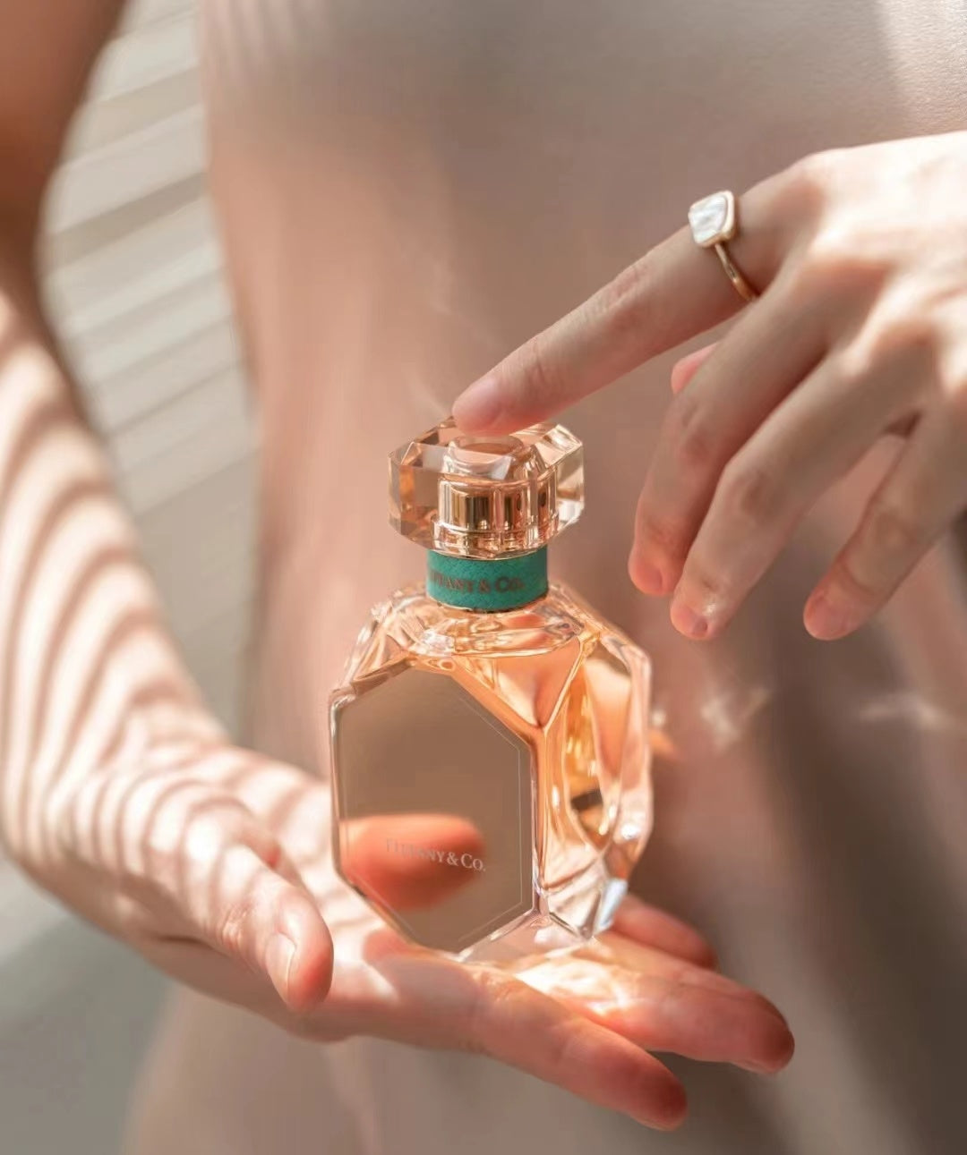 供應商現貨🌸免稅正品 Tiffany & Co 蒂芙尼玫瑰金女士香水EDP 75ml | 預訂 逢星期一，三返倉執貨 其後約3-5個工作天寄出