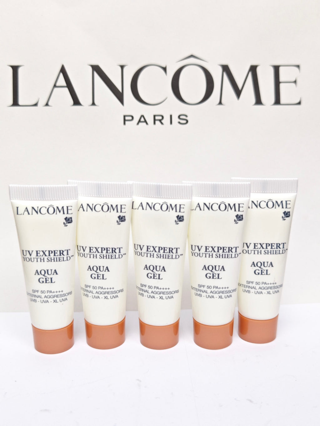 供應商現貨🌸免稅正品 Lancome蘭蔻小白管清爽防曬10ml中小樣 | 預訂 逢星期一，三返倉執貨 其後約3-5個工作天寄出
